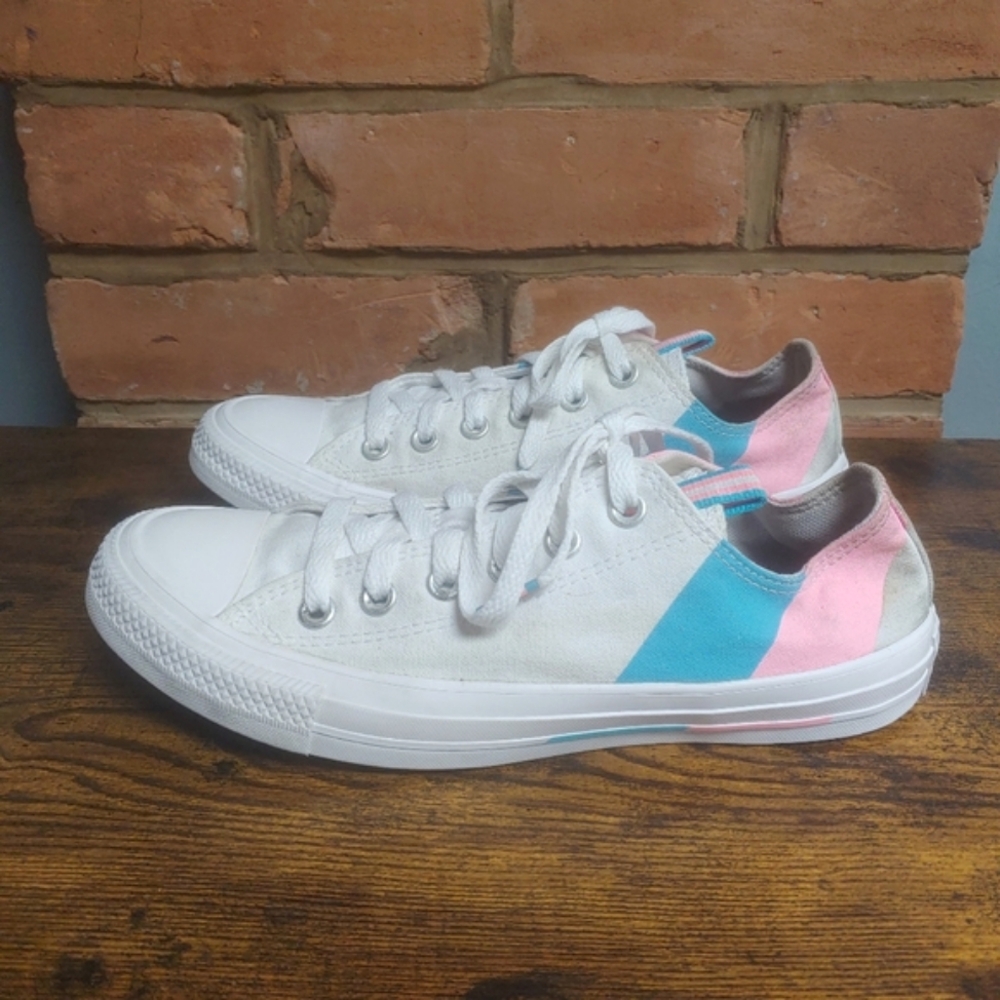 Converse Chuck Taylor All Star Low 'Pride-Blue Pink' Sneakers Women's Size 8.5